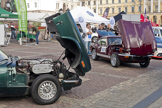 Triumph GT6 Kaksi versiota.