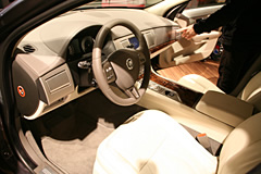 Jaguar XF, ohjaamo