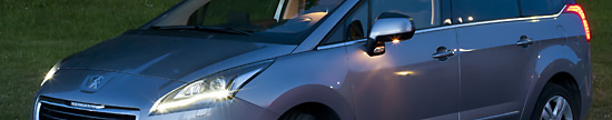 Esittelyssä tila-auto Peugeot 5008