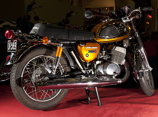 Suzuki T500 Titan